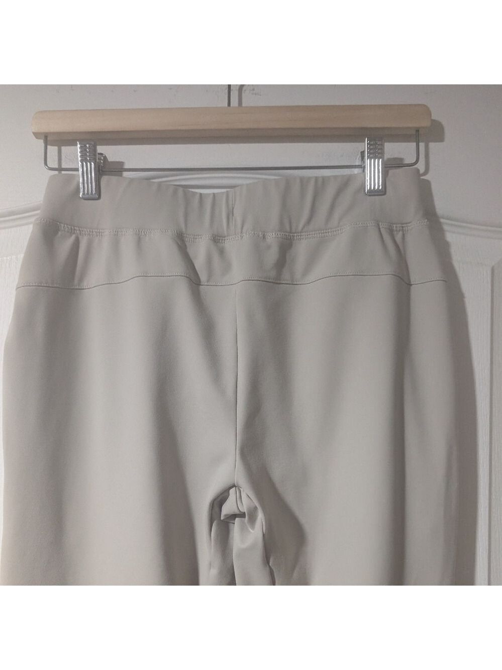 Alphalete | Trace Joggers In String Off-white - Picture 9 of 12